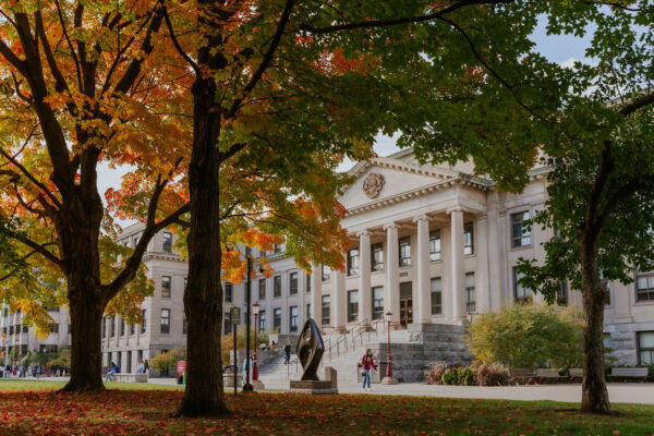 Bourses d'études de l'Université d'Ottawa