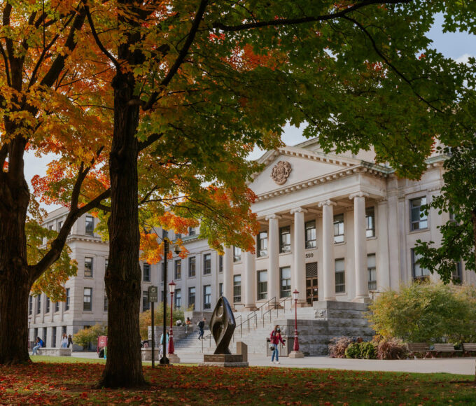 Bourses d'études de l'Université d'Ottawa